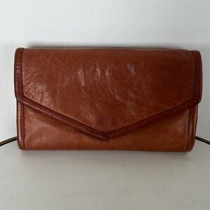 Brown rainquardio leather